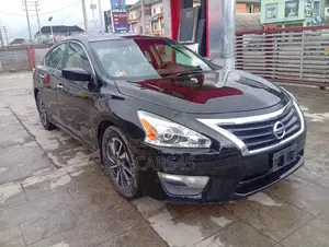 Nissan Altima 2013 Black