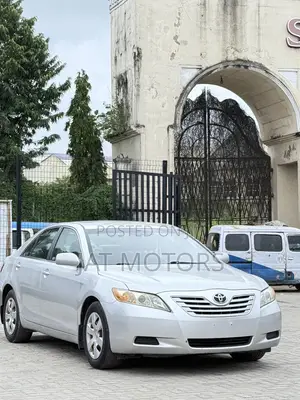 Toyota Camry LE 4dr Sedan (2.4L 4cyl 5A) 2008 Silver