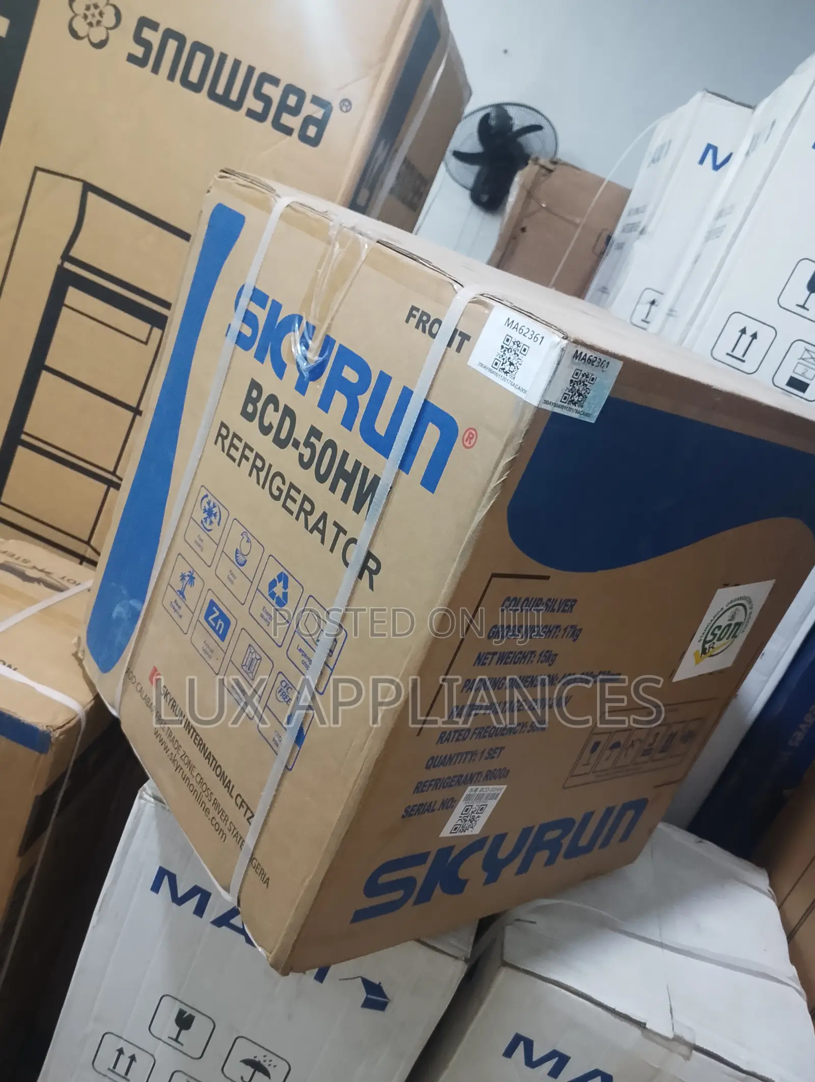 SKYRUN BCD-50HW Bedside Mini Refrigerator