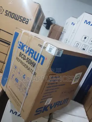 SKYRUN BCD-50HW Compact Mini Fridge