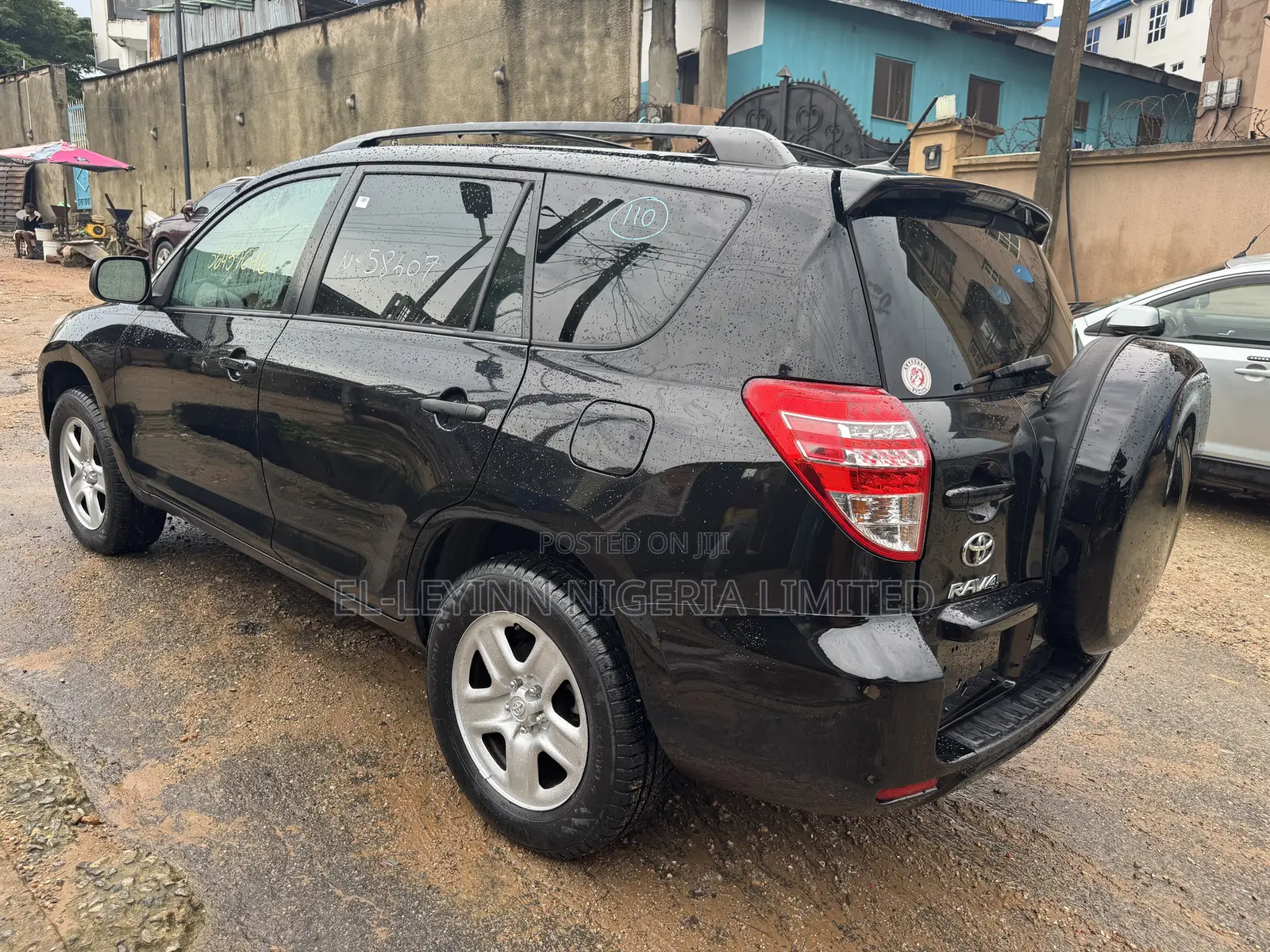 Toyota RAV4 2.5 2012 Black