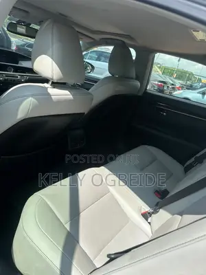 Lexus ES 2014 Silver