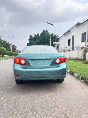 Toyota Corolla LE 4dr Sedan (1.8L 4cyl 4A) 2010 Green