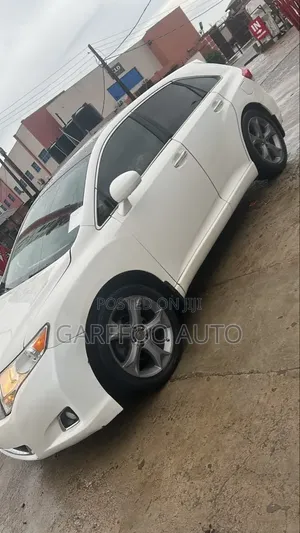Toyota Venza 2010 White