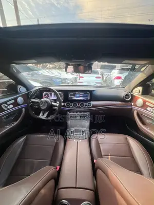 Mercedes-Benz E300 2017 Black