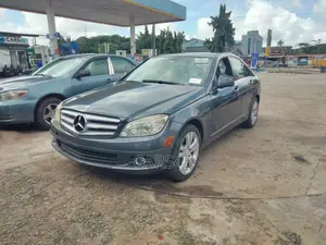 Mercedes-Benz C300 2011 Gray
