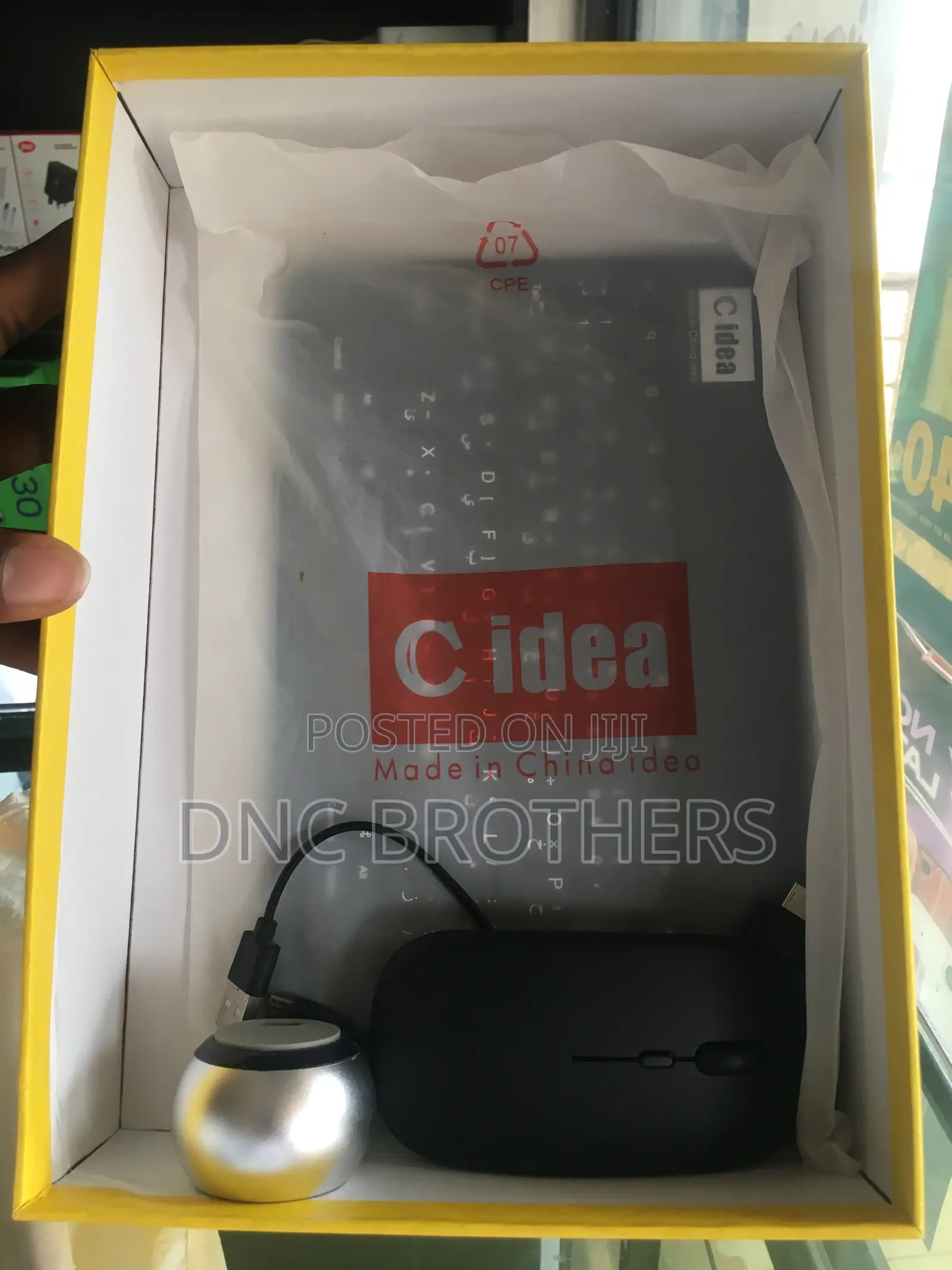 New C idea CM8800 Plus 512 GB Red