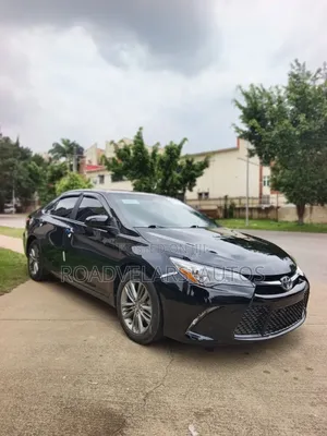 Toyota Camry SE w/Special Edition Pkg (2.5L 4cyl 6A) 2016 Black