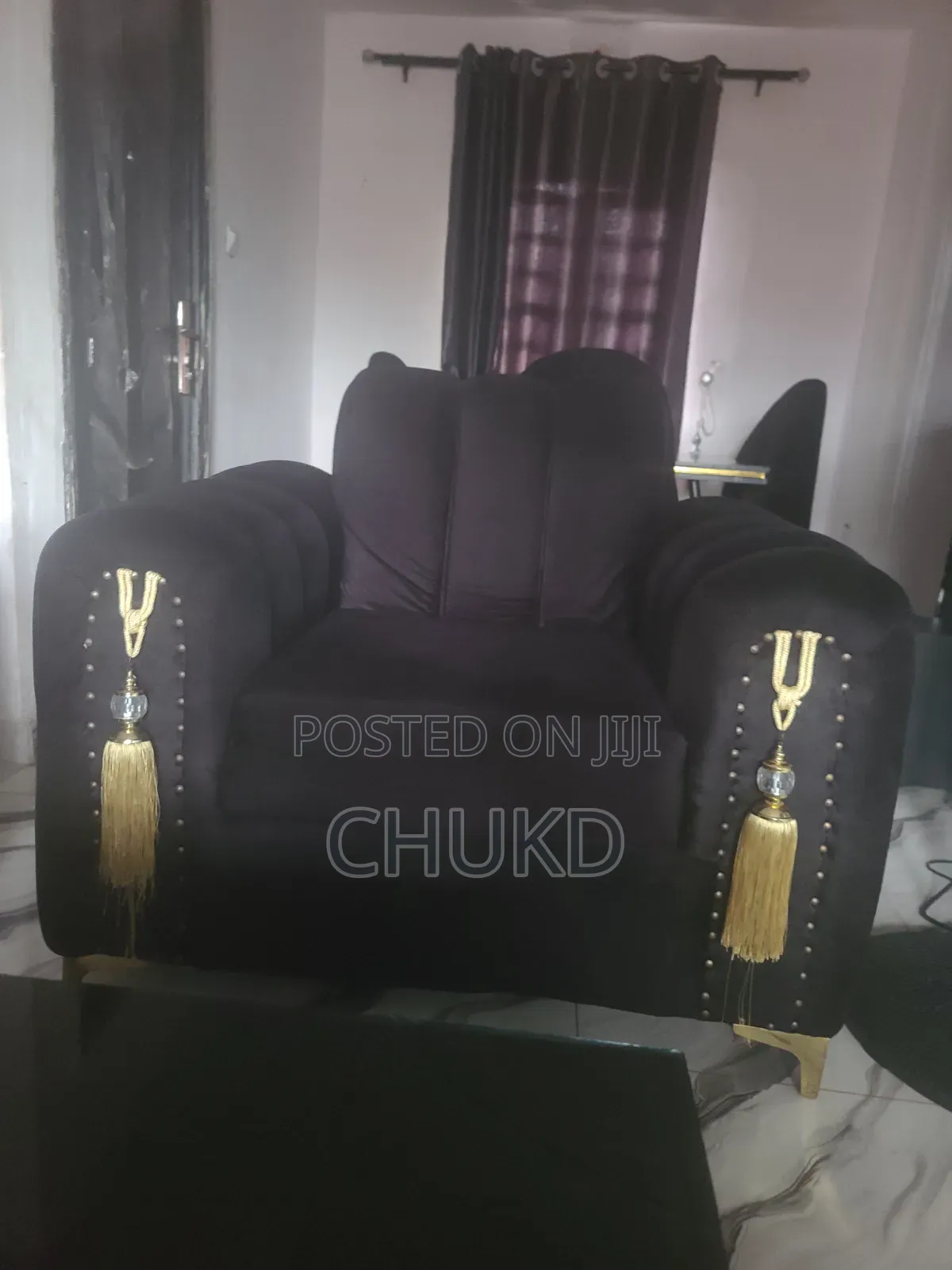 Single Sofa