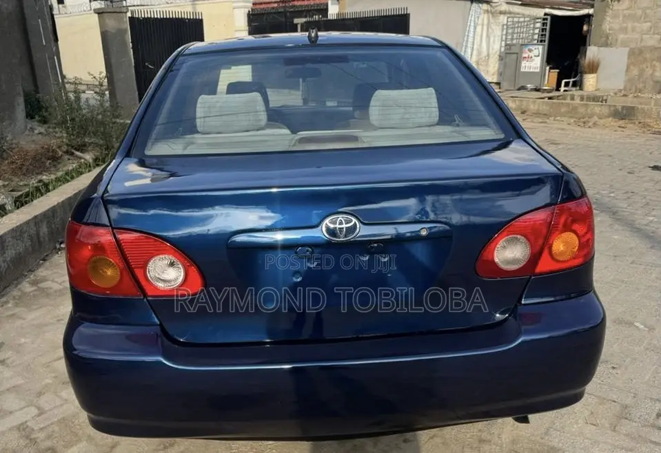 Toyota Corolla 2004 Blue