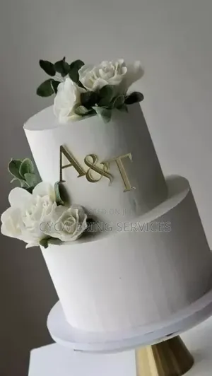 Pocket Friendly Wedding Cake With Touch of Luxury
