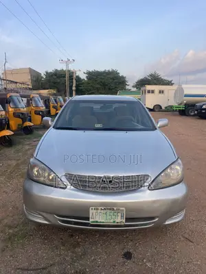 Toyota Camry 2004 Silver