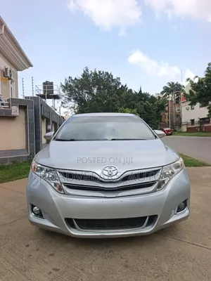 Toyota Venza LE 2013 Silver