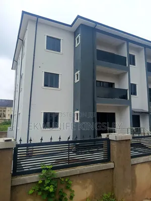 3bdrm Block of Flats in Light City, Durumi for sale