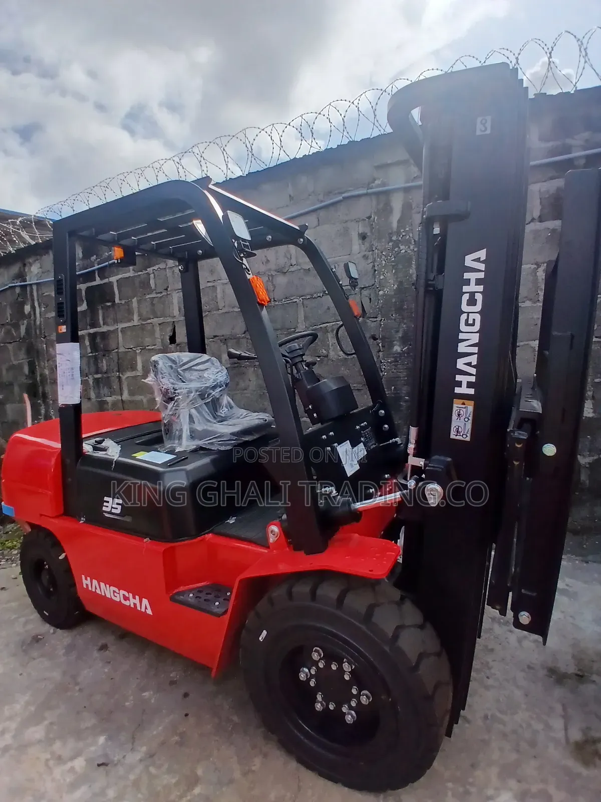 3.5tons Forklift 3500m