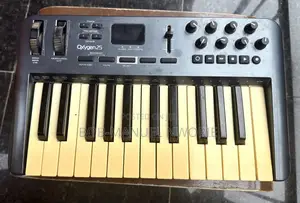 M Audio Oxygen 25 MIDI Keyboard