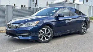Honda Accord LX 4dr Sedan FWD (2.4L 4cyl 2A) 2017 Blue