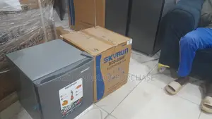 Skyrun BCD-50HW Portable Fridge for Student Accommodation