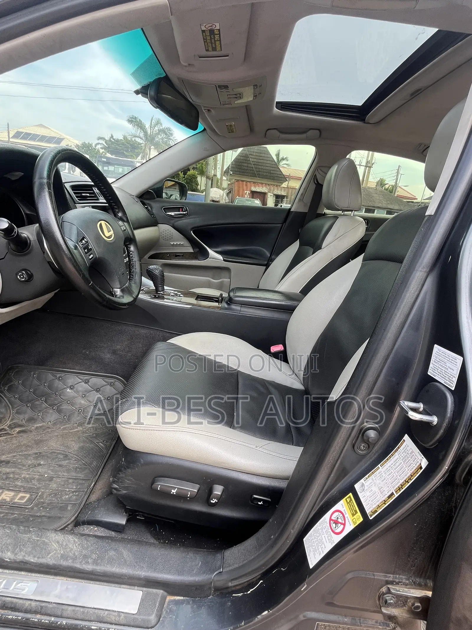 Lexus IS 2009 Gray