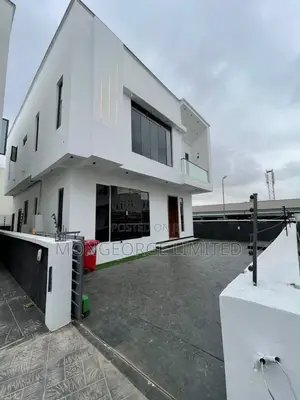 5bdrm Duplex in Lekki for sale