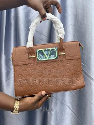 Quality Ladies Handbags | Trendy Stylish Fashion Bags