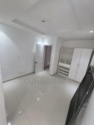4bdrm Duplex in Ologolo, Lagos Island / Lagos Island for rent