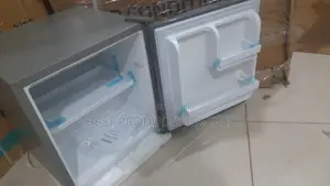 Compact Skyrun BCD-50HW Refrigerator for Small Spaces