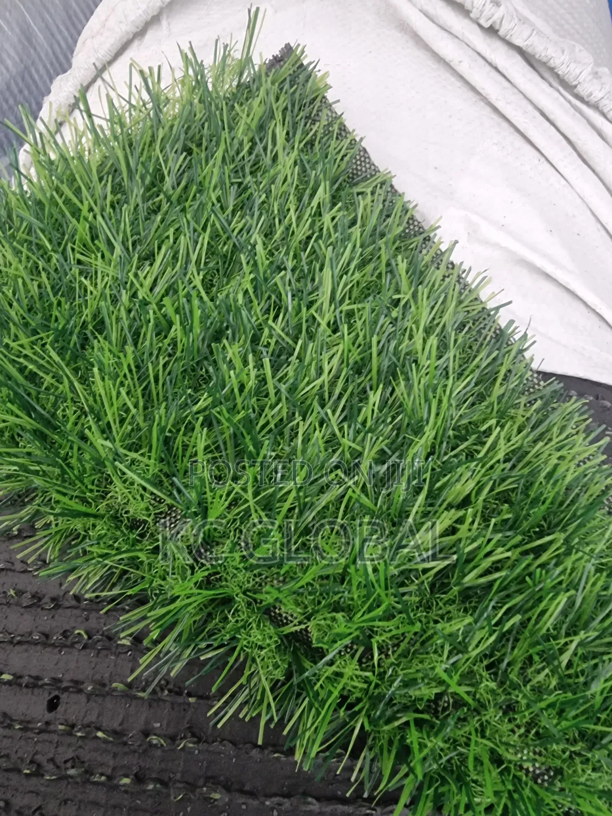 Artificial Grass 30mm. Available in Bundle. It's High Quality.