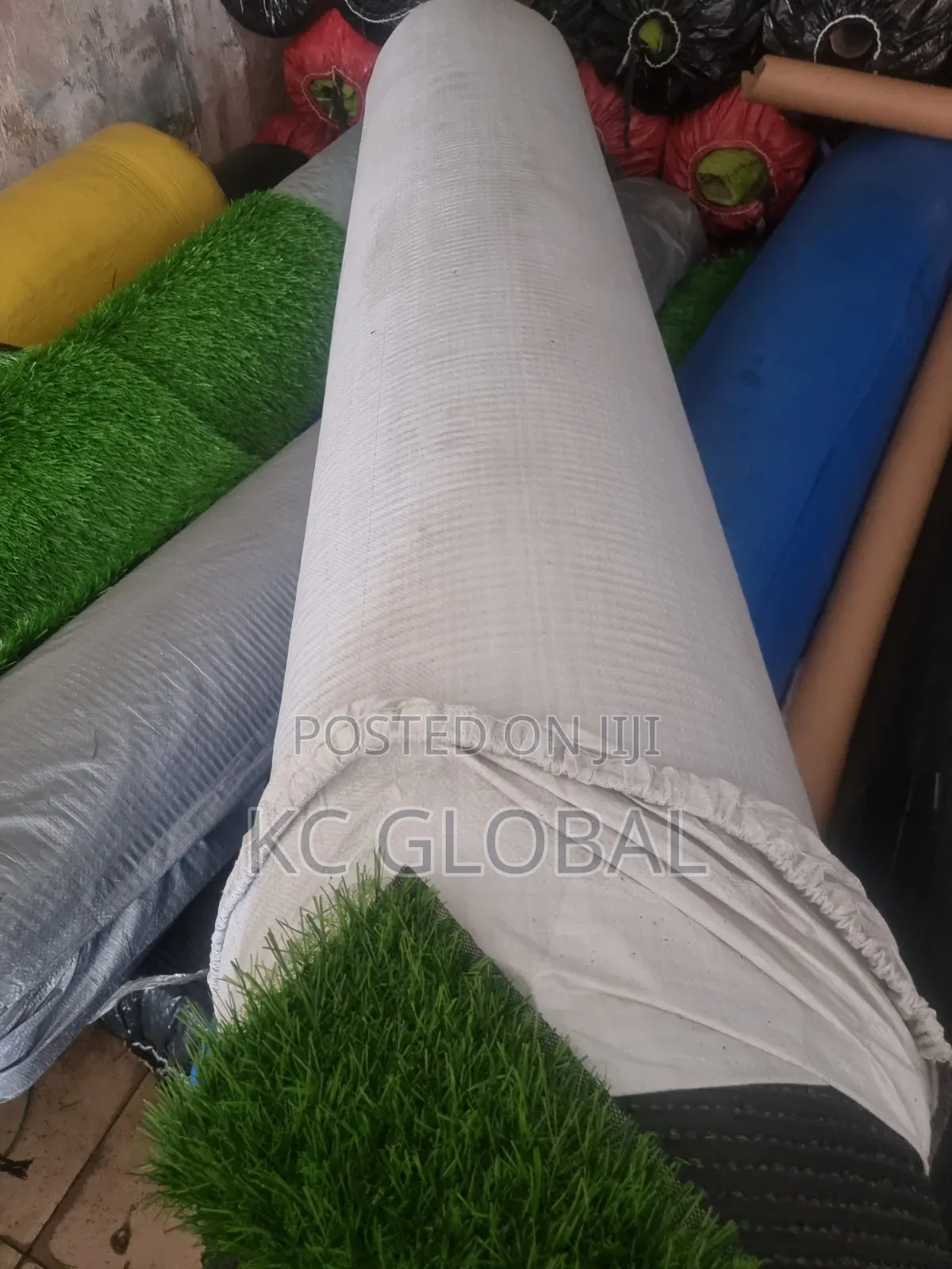 Artificial Grass 30mm. Available in Bundle. It's High Quality.