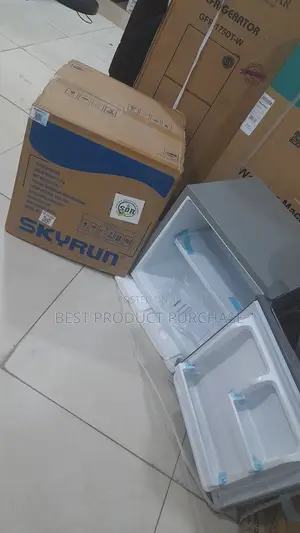 Skyrun BCD-50HW 50 Litre Compact Table Fridge