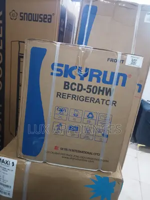 SKYRUN BCD-50HW Space-Efficient Mini Fridge 50l