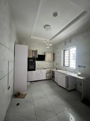 4bdrm Duplex in Ikota for rent