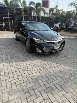 Toyota Avalon XLE 4dr Sedan (3.5L 6cyl 6A) 2015 Black