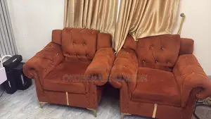 2,1,1 Set of Chairs