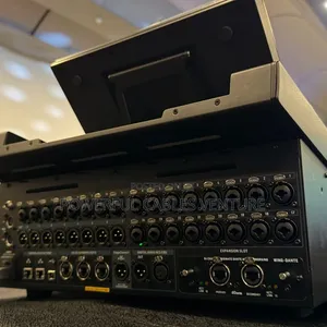 Behringer Wing Compact