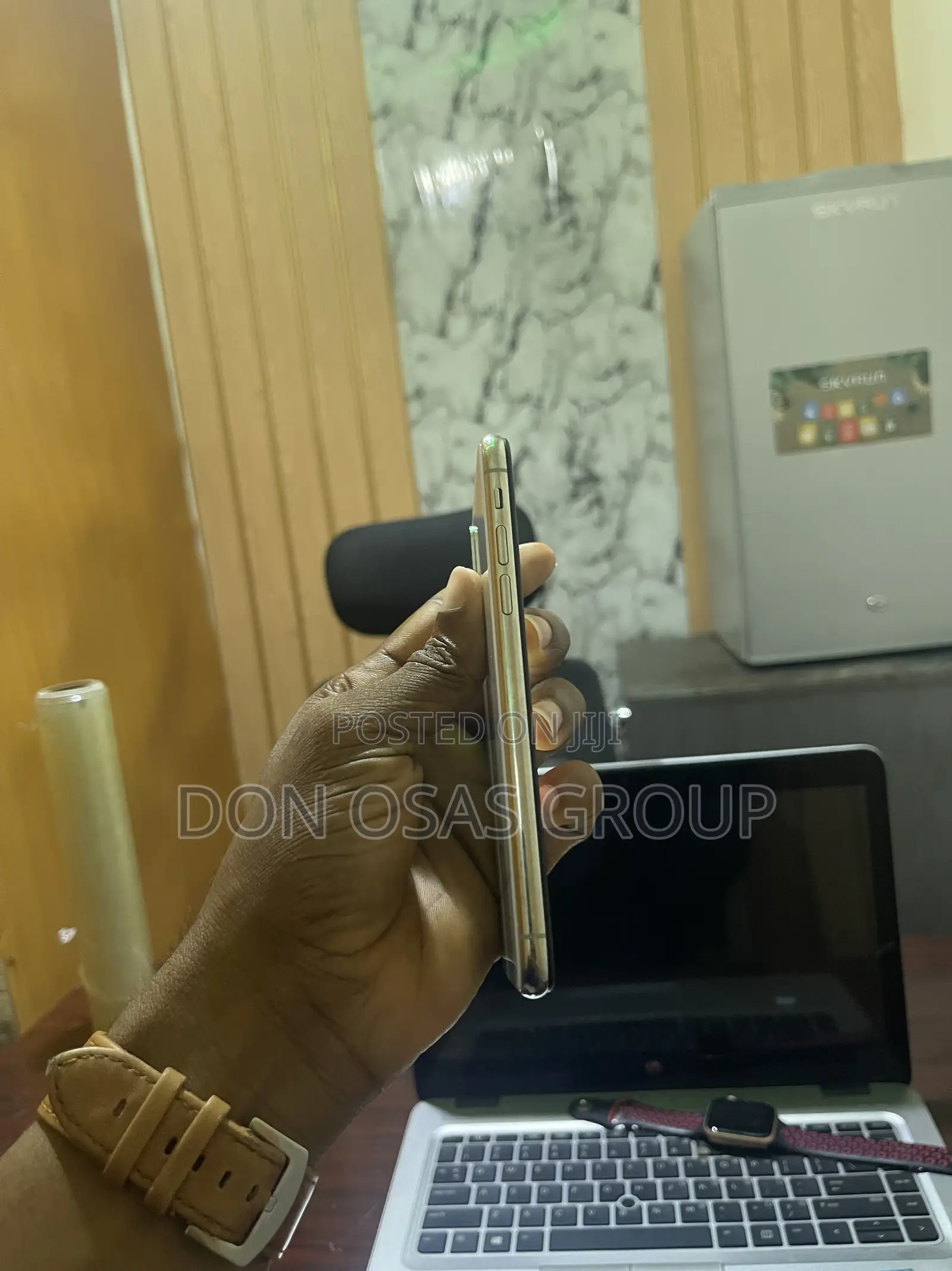 Apple iPhone X 256 GB White