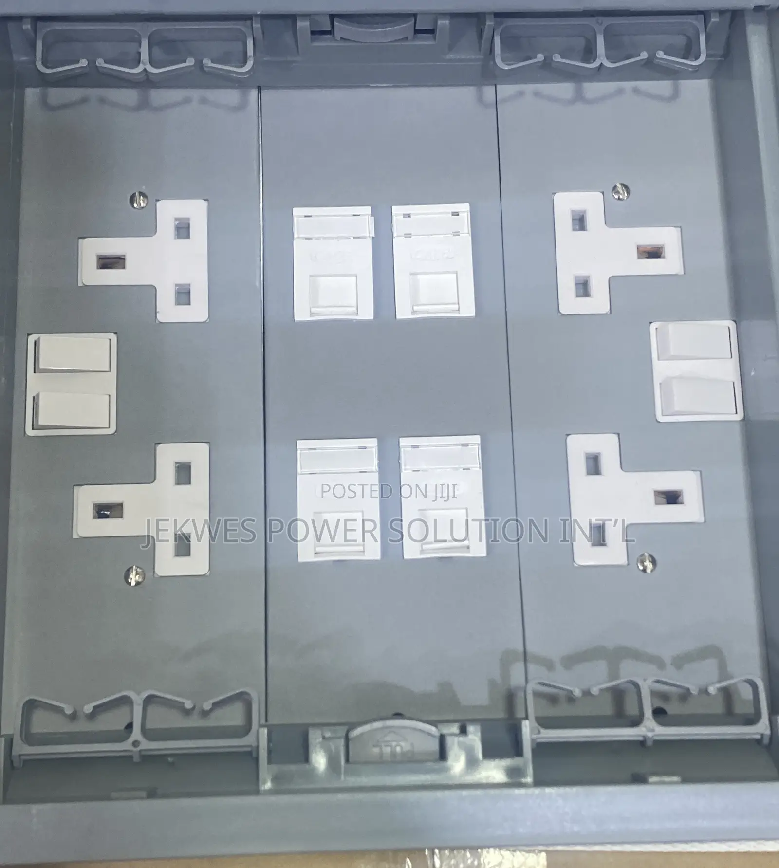 Original Raised Floor Outlet Box