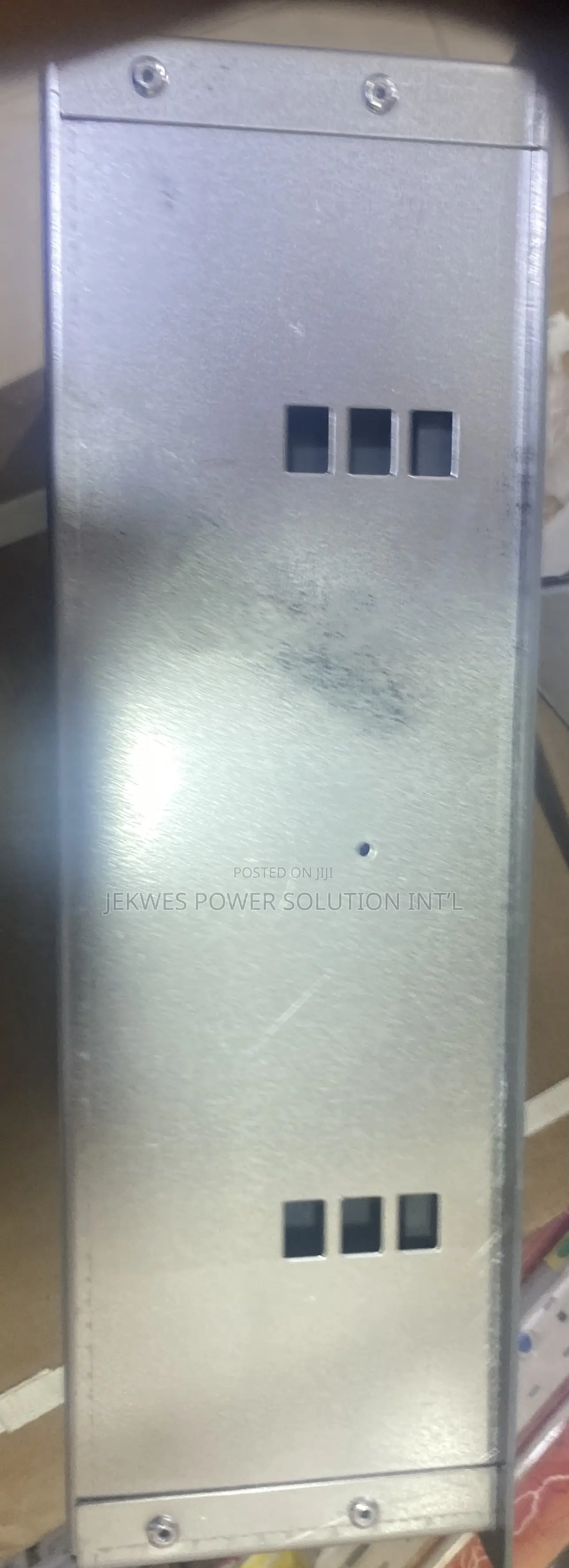 Original Raised Floor Outlet Box