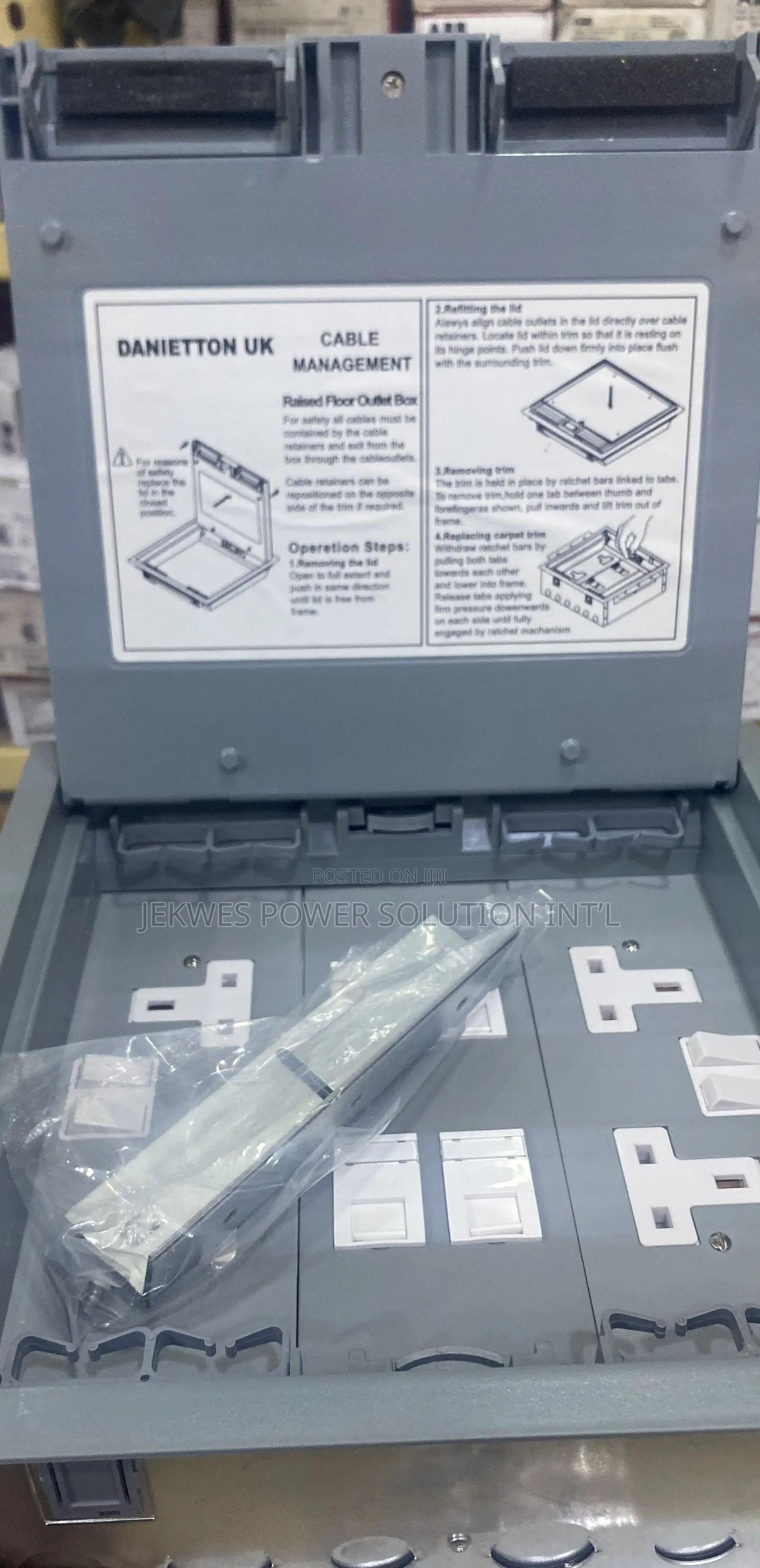 Original Raised Floor Outlet Box
