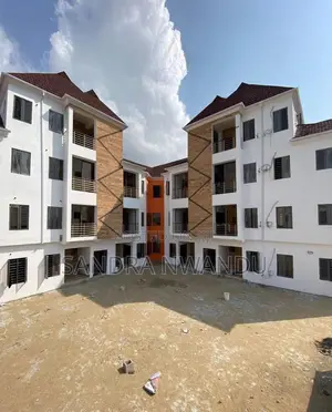 2bdrm Block of Flats in Lekki Expressway for sale