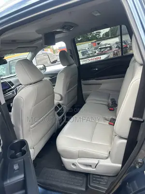 Honda Pilot Touring 4dr SUV (3.5L 6cyl 9A) 2016 Blue