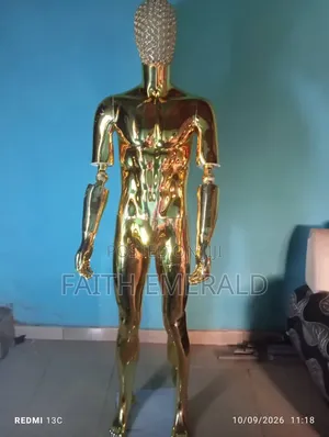 “Mannequin