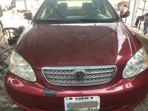 Toyota Corolla 2004 Red