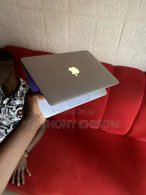 Laptop Apple MacBook Pro 2015 8GB Apple M3 Pro SSD 256GB