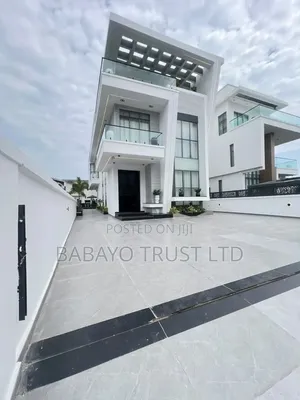 5bdrm Duplex in Osapa london for sale