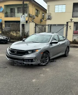 Honda Civic EX-L Sedan 2019 Silver