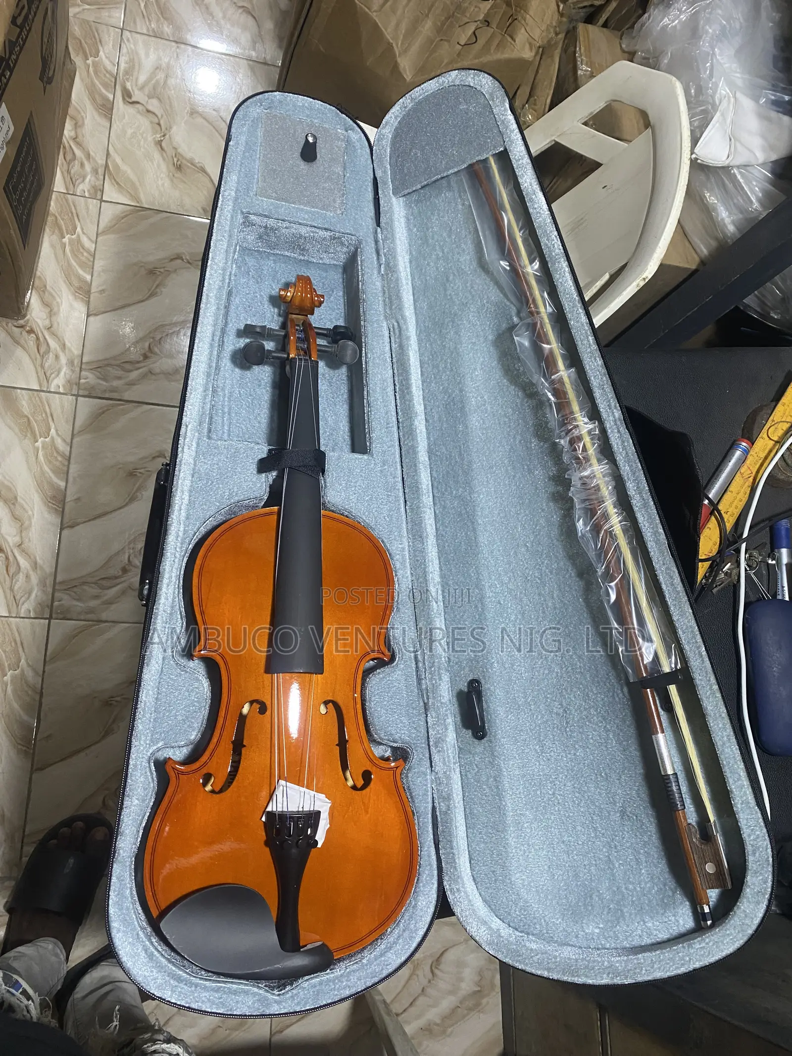 YAMAHA 4/4 Violin