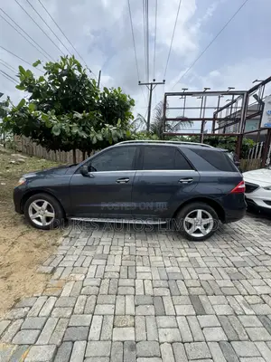 Mercedes-Benz M Class ML 550 4Matic 2013 Gray