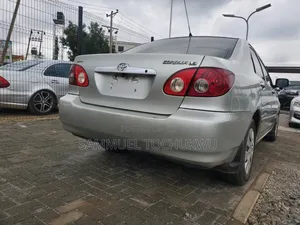 Toyota Corolla Sedan 2005 Silver
