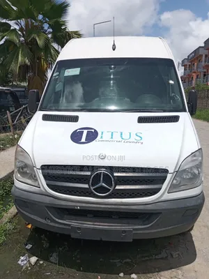 Mercedes-Benz Sprinter 2012 White